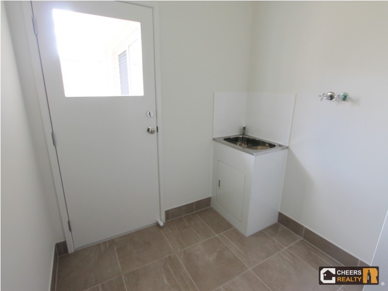 2 Barambah Pde, Boyne Island QLD 4680
