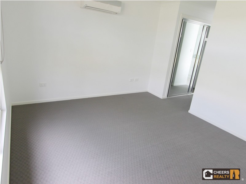 7 Palmerston Ct, New Auckland QLD 4680