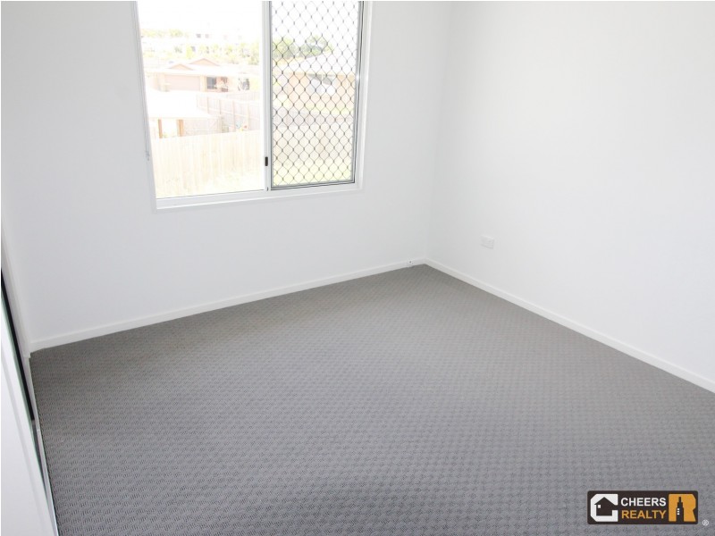 7 Palmerston Ct, New Auckland QLD 4680