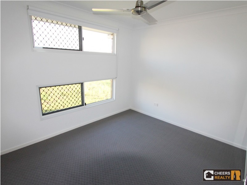 7 Palmerston Ct, New Auckland QLD 4680