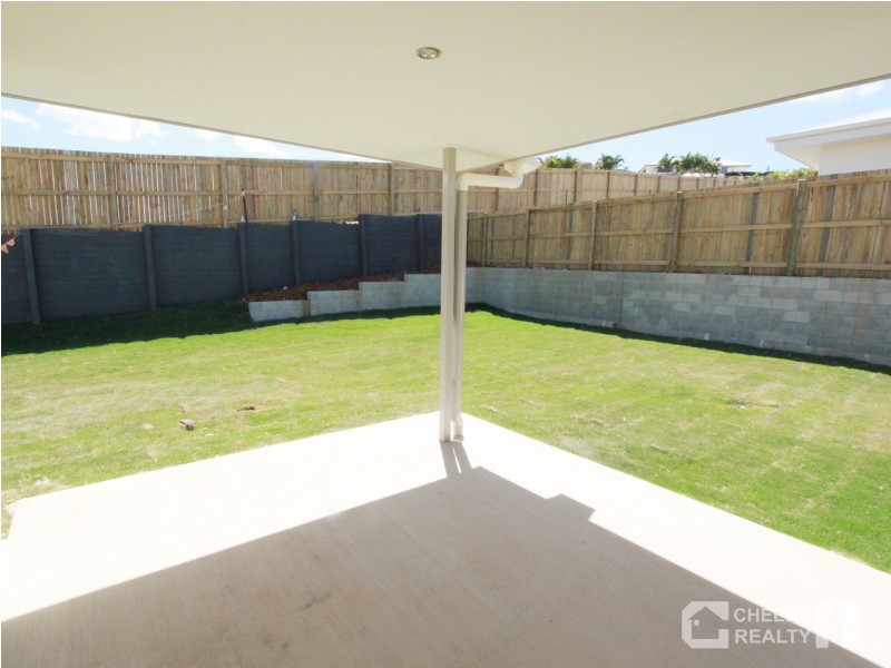 67 Daintree Blvd, New Auckland QLD 4680