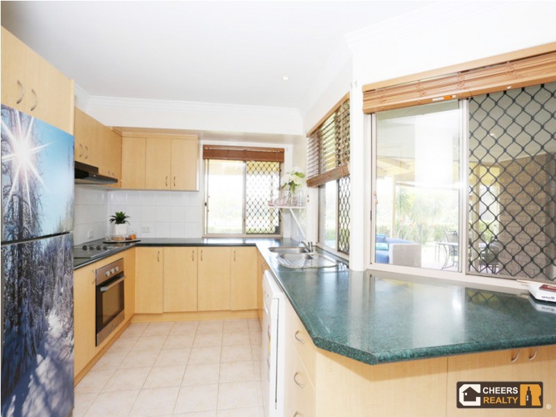 8 Kaputar Close, Riverhills QLD 4074