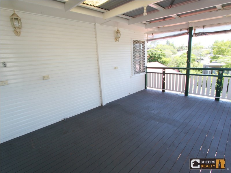 19 Woodstock Road, Toowong QLD 4066