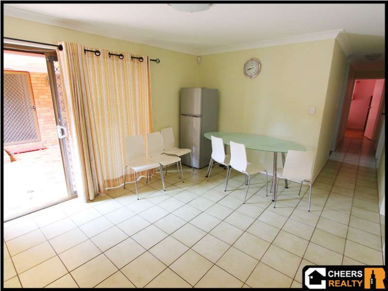 12 Whitehall Street, Macgregor QLD 4109