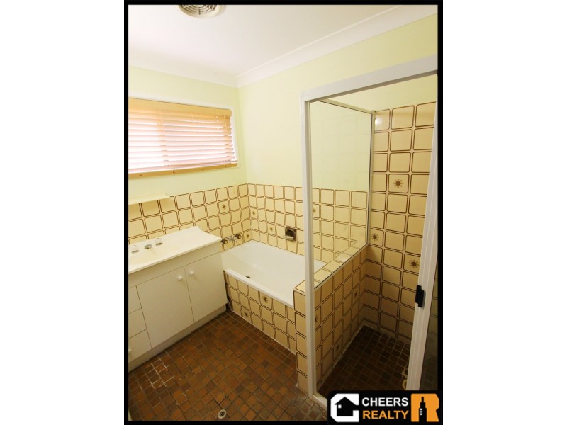 12 Whitehall Street, Macgregor QLD 4109