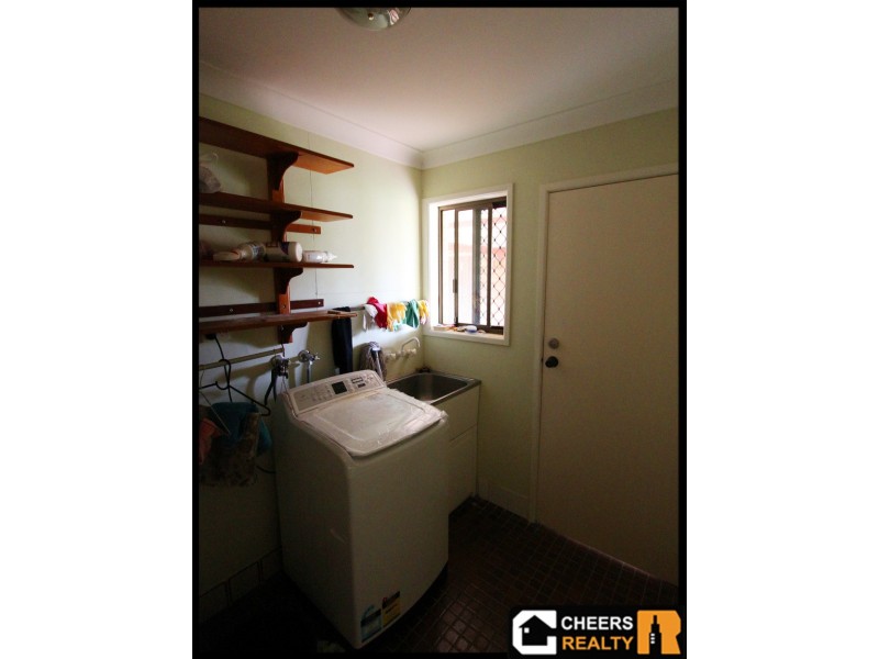 12 Whitehall Street, Macgregor QLD 4109