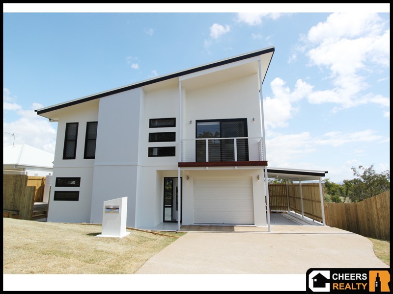 17 Stewart Street, West Gladstone QLD 4680