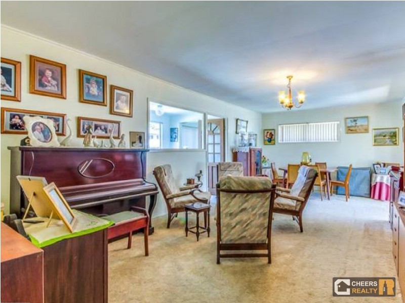 6 Laver Street, Macgregor QLD 4109