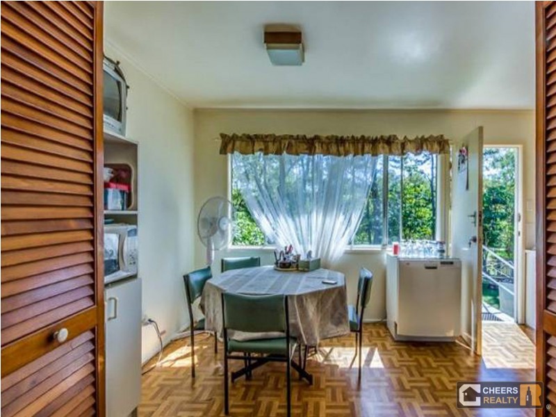 6 Laver Street, Macgregor QLD 4109