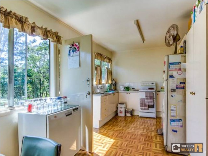 6 Laver Street, Macgregor QLD 4109