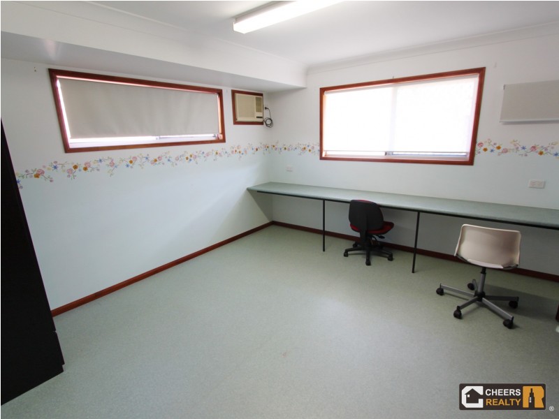 99 Pine Street, Runcorn QLD 4113