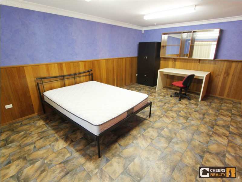 99 Pine Street, Runcorn QLD 4113