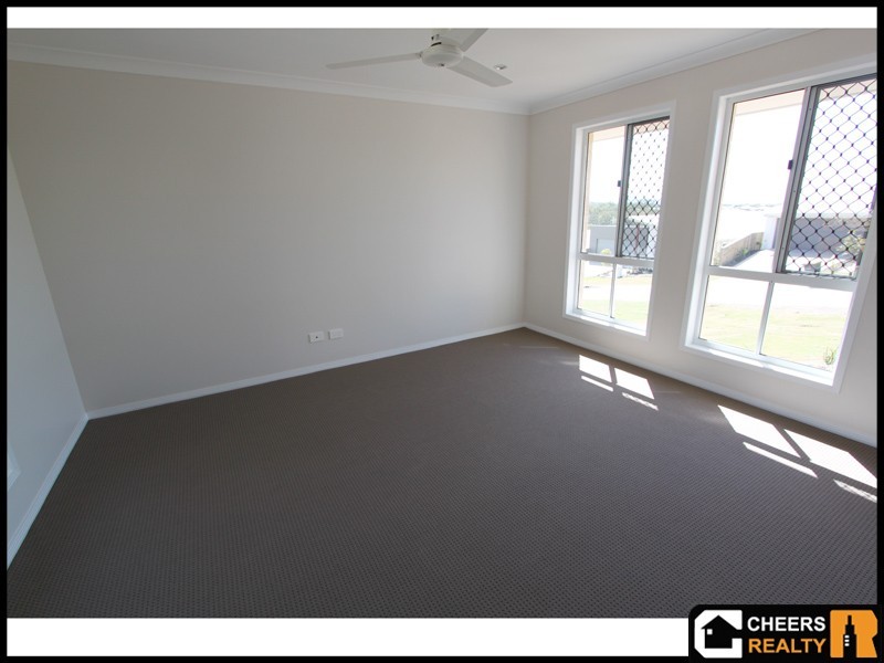 10 Namadgi Terrace, New Auckland QLD 4680