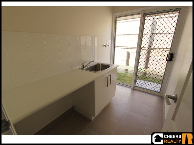 10 Namadgi Terrace, New Auckland QLD 4680