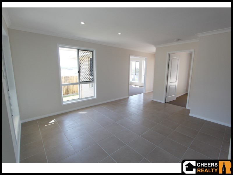 10 Namadgi Terrace, New Auckland QLD 4680