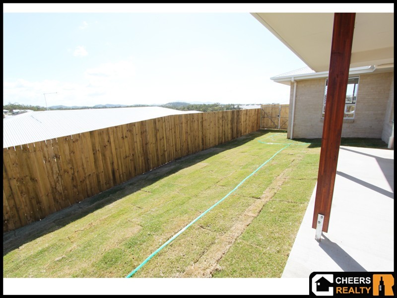 10 Namadgi Terrace, New Auckland QLD 4680