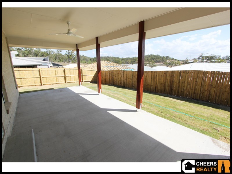 10 Namadgi Terrace, New Auckland QLD 4680