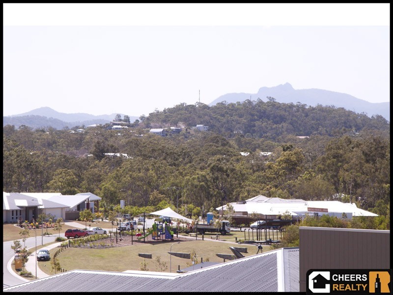 10 Namadgi Terrace, New Auckland QLD 4680