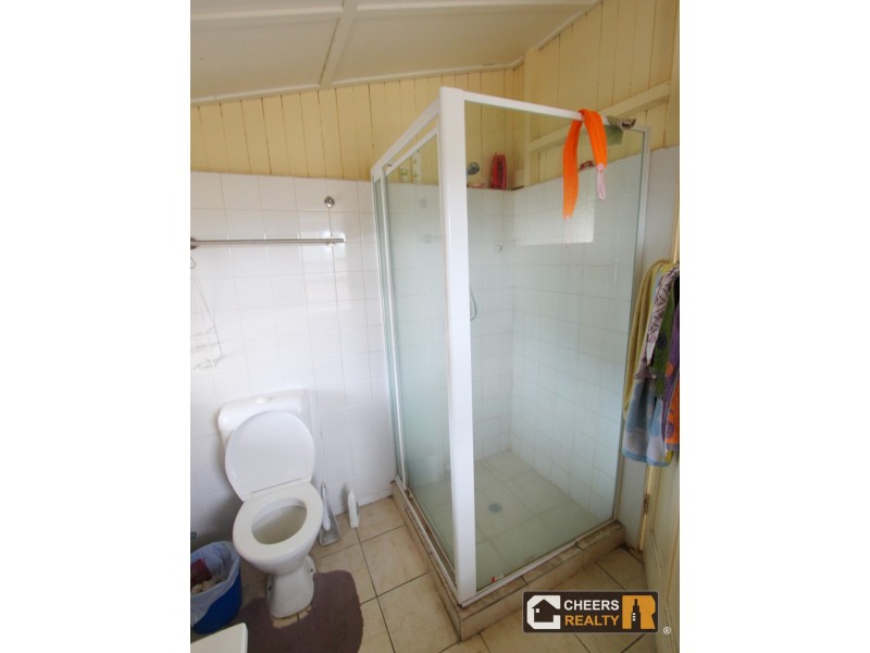 16 Station Road, Riverview QLD 4303