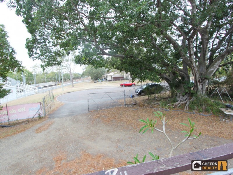 16 Station Road, Riverview QLD 4303