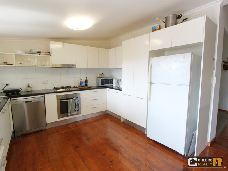 16 Geelong Street, East Brisbane QLD 4169