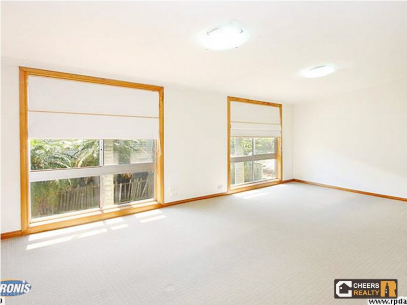 16 Geelong Street, East Brisbane QLD 4169