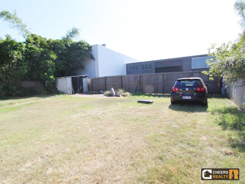 16 Geelong Street, East Brisbane QLD 4169