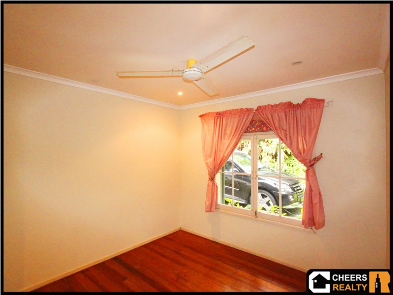 60 Cedarleigh Road, Kenmore QLD 4069