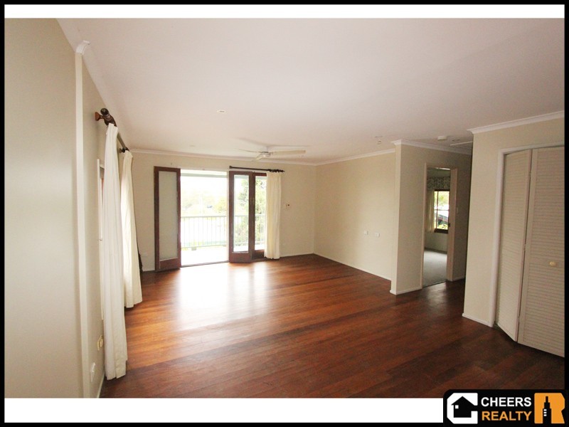 60 Cedarleigh Road, Kenmore QLD 4069