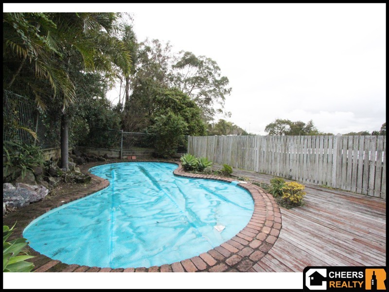 60 Cedarleigh Road, Kenmore QLD 4069