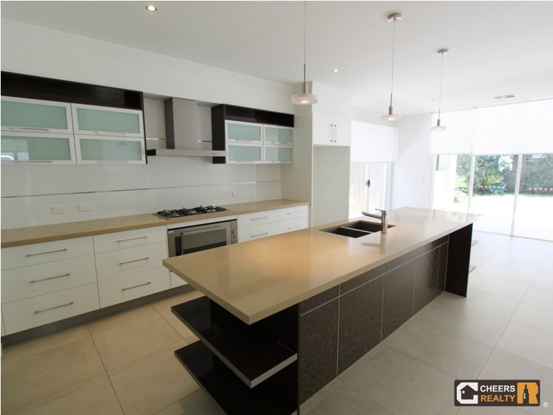 4 School Street, Hendra QLD 4011