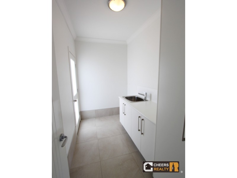 4 School Street, Hendra QLD 4011