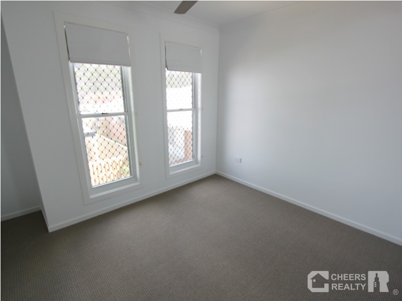 3/2 Harmony Drive, Clinton QLD 4680