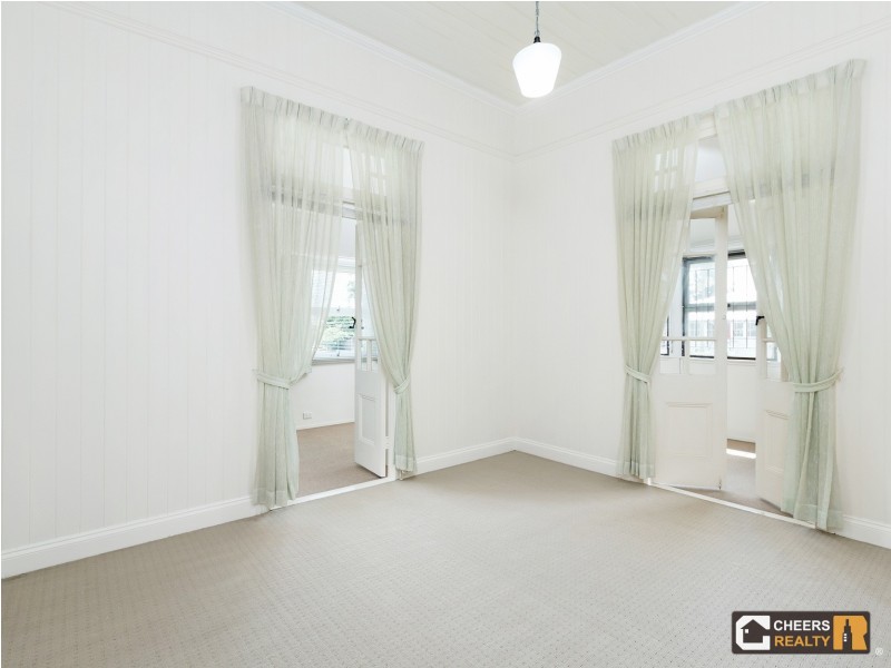 189 Juliette St, Greenslopes QLD 4120