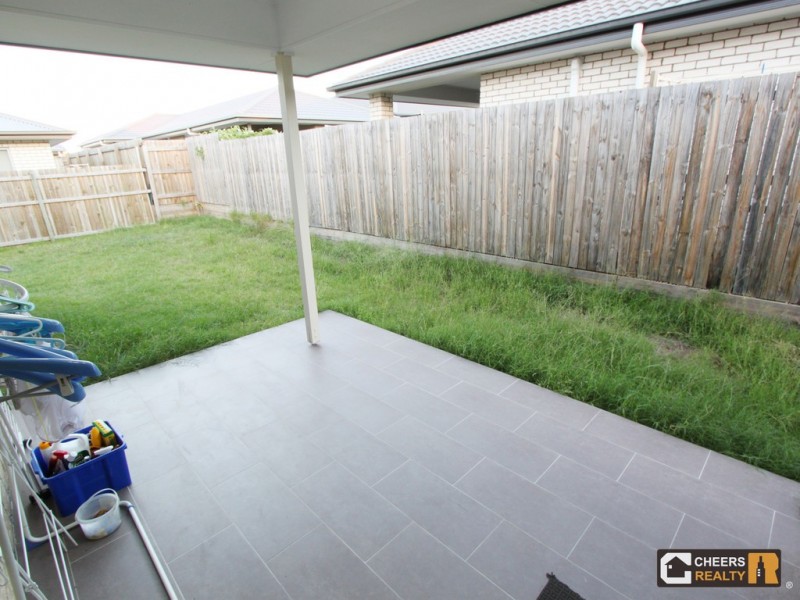 90 Cobblestone Avenue, Logan Reserve QLD 4133