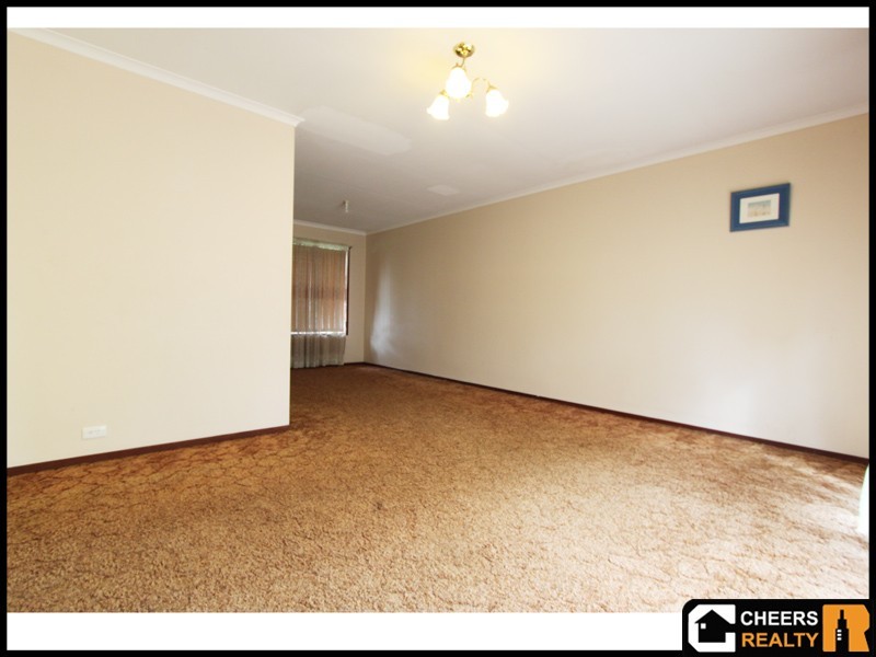 33 Clarke Road, Park Ridge QLD 4125