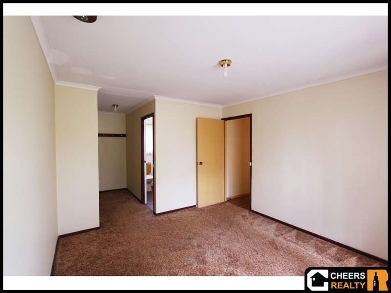 33 Clarke Road, Park Ridge QLD 4125