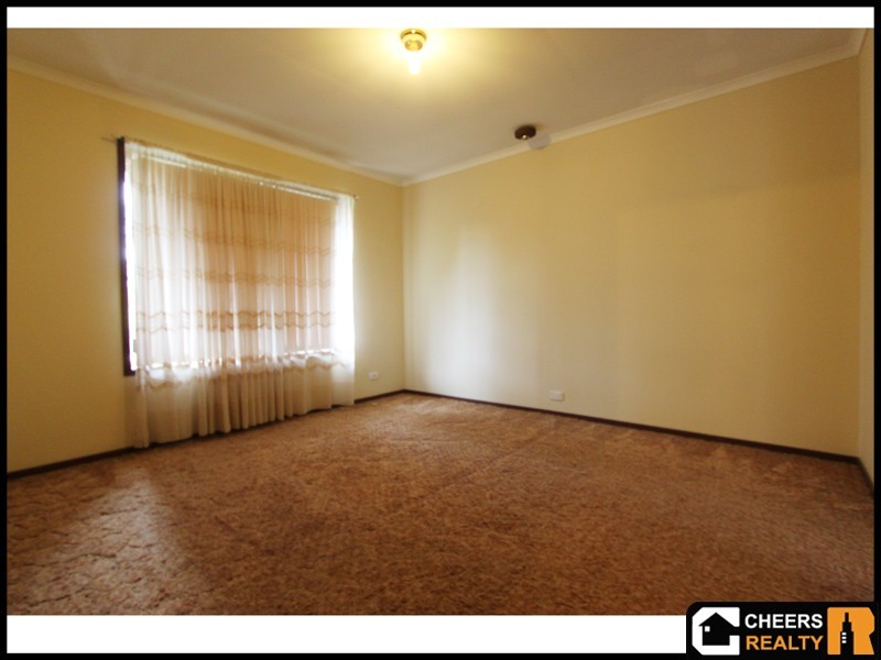 33 Clarke Road, Park Ridge QLD 4125