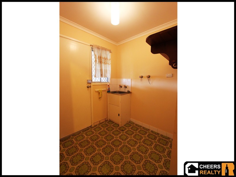 33 Clarke Road, Park Ridge QLD 4125