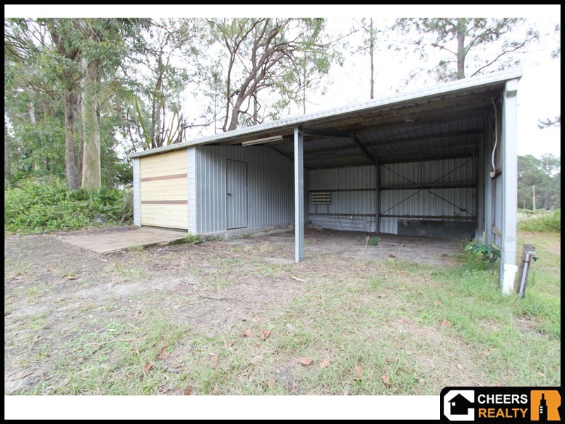 33 Clarke Road, Park Ridge QLD 4125