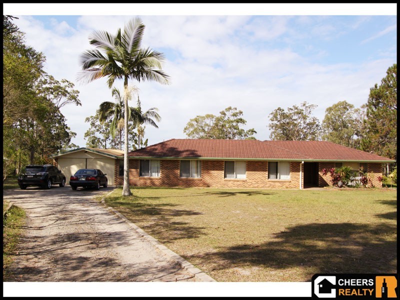 33 Clarke Road, Park Ridge QLD 4125