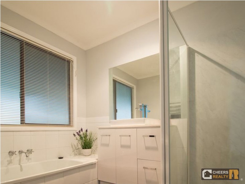 42 Granger Road, Park Ridge South QLD 4125