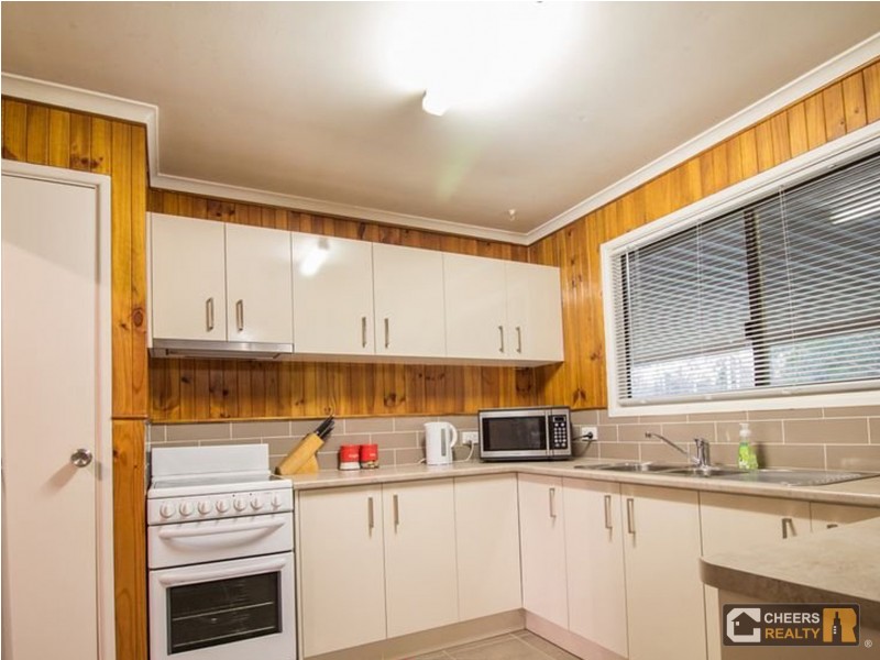 42 Granger Road, Park Ridge South QLD 4125