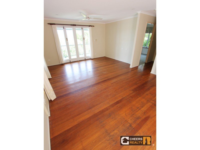 60 Cedarleigh Road, Kenmore QLD 4069