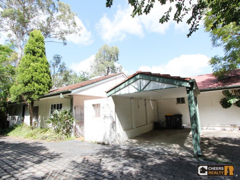 60 Cedarleigh Road, Kenmore QLD 4069