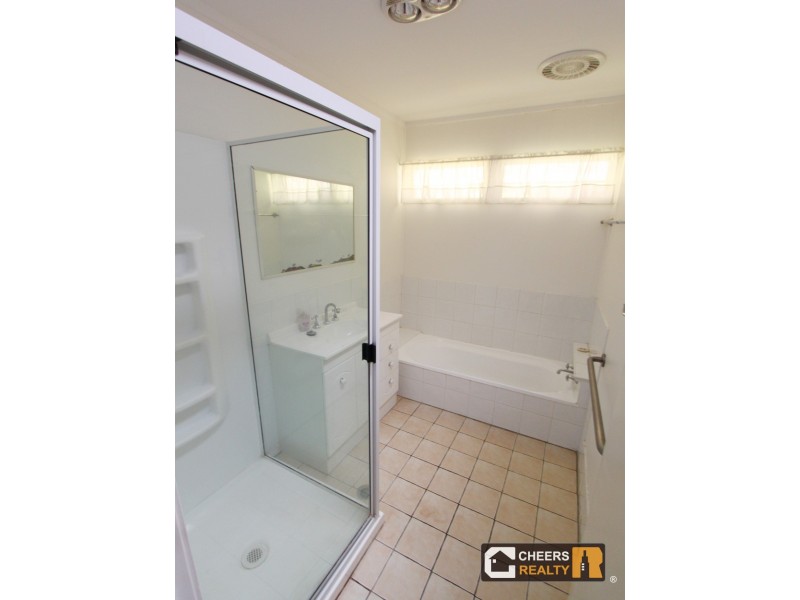 663 Mains Rd, Macgregor QLD 4109