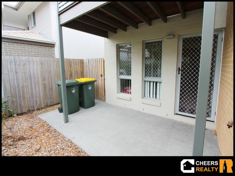 72/2311 Logan  Rd, Eight Mile Plains QLD 4113