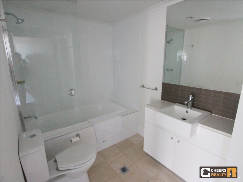 65/17-19 Roseberry St, Gladstone QLD 4680