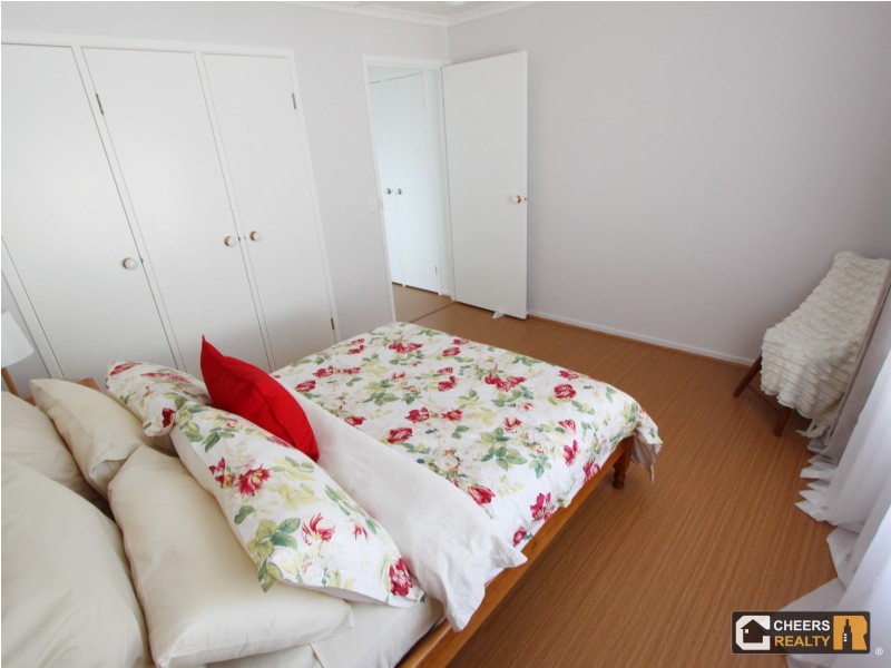 6 Banika Street, Mansfield QLD 4122