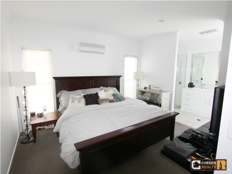 2 Cradle Drive, New Auckland QLD 4680